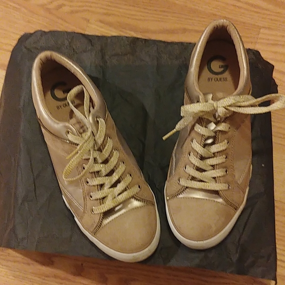 Guess Shoes - Guess sneakers size 9.5
